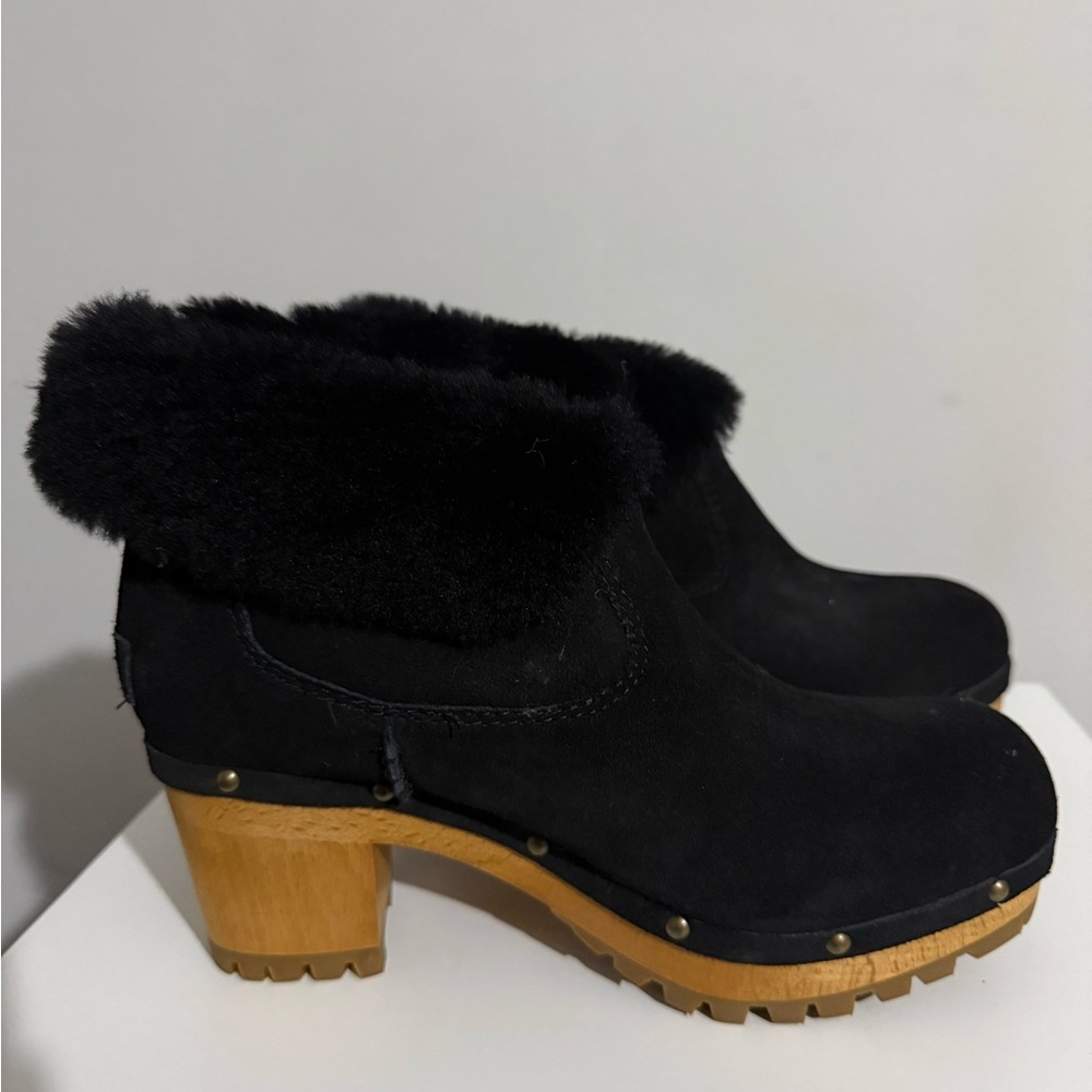 UGG Shearling clog boots